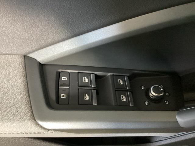 new 2025 Audi Q3 car, priced at $43,770