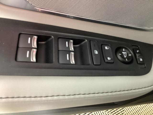 used 2020 Acura RDX car, priced at $29,999