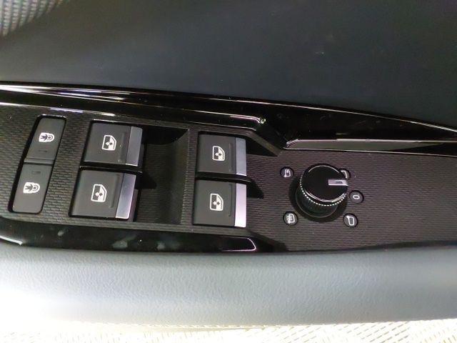 new 2026 Audi Q3 car, priced at $48,170