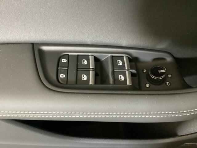 new 2025 Audi Q8 car, priced at $84,248