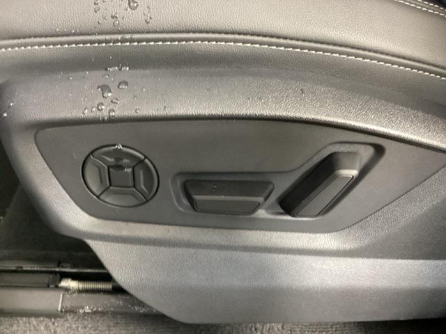 new 2026 Audi Q7 car, priced at $77,855