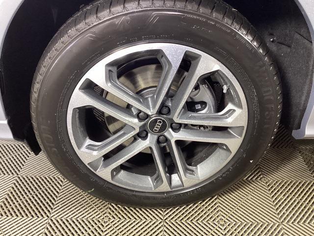 new 2025 Audi Q5 car, priced at $56,678