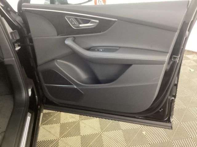 new 2026 Audi Q7 car, priced at $71,455
