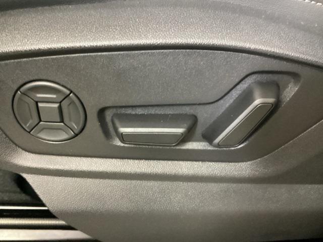 new 2026 Audi Q7 car, priced at $71,455