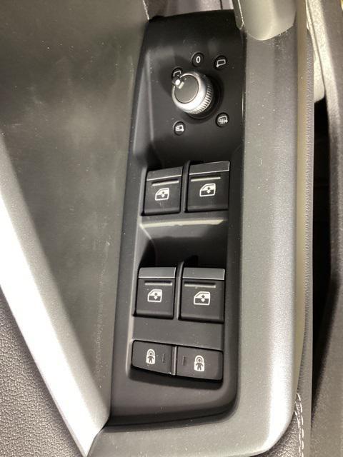 new 2025 Audi Q3 car, priced at $43,578