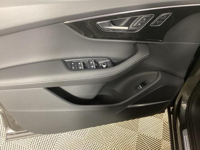 used 2025 Audi Q7 car, priced at $53,999