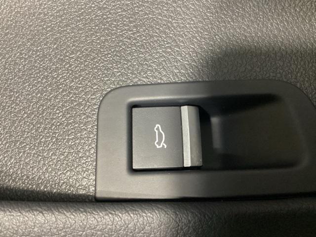 used 2025 Audi Q7 car, priced at $53,999