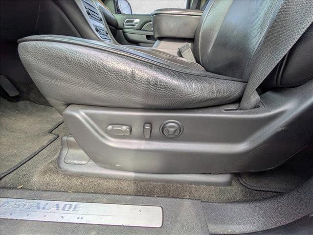 used 2014 Cadillac Escalade ESV car, priced at $18,219