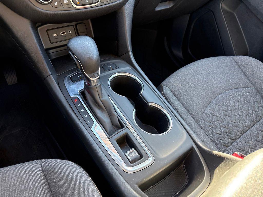 used 2022 Chevrolet Equinox car, priced at $21,523