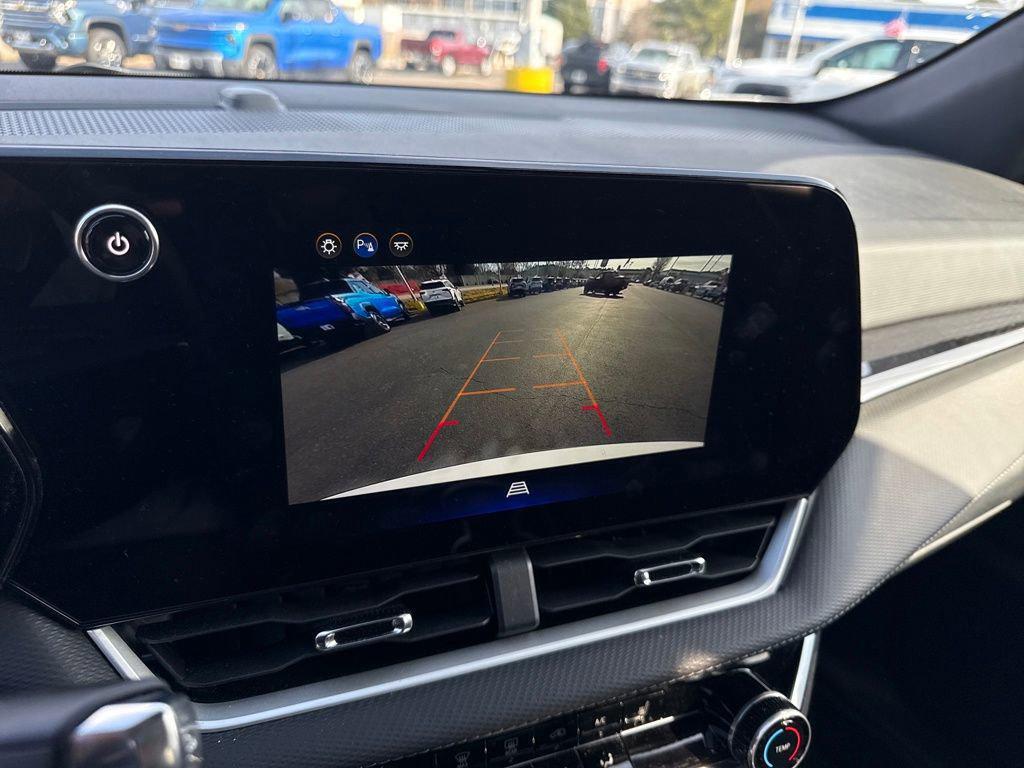 used 2025 Chevrolet Equinox car, priced at $25,995