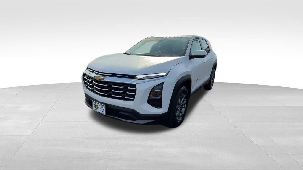 used 2025 Chevrolet Equinox car, priced at $25,995
