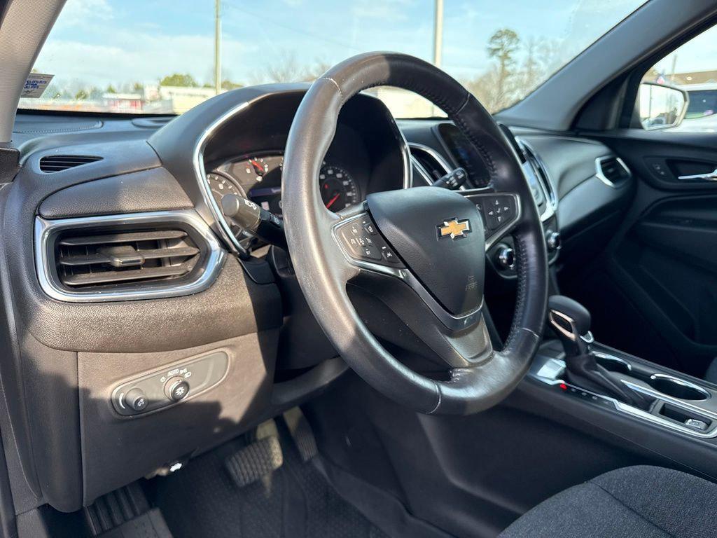 used 2022 Chevrolet Equinox car, priced at $19,990