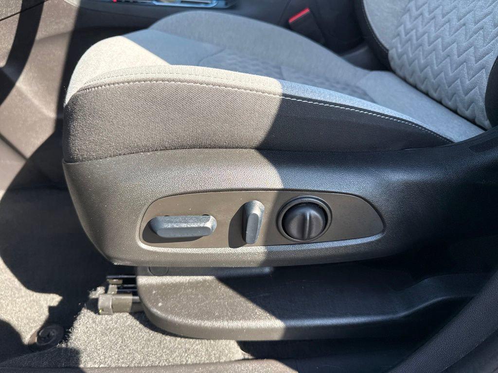 used 2024 Chevrolet Equinox car, priced at $21,988