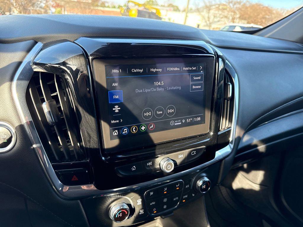 used 2023 Chevrolet Traverse car, priced at $29,936