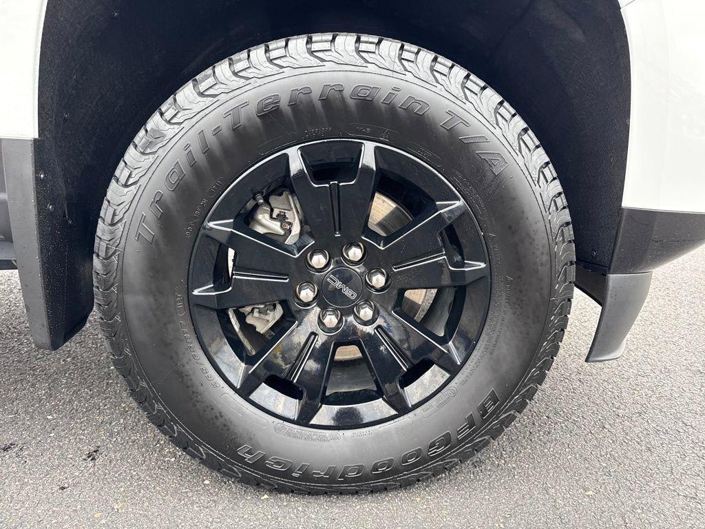 used 2022 GMC Canyon car, priced at $32,458