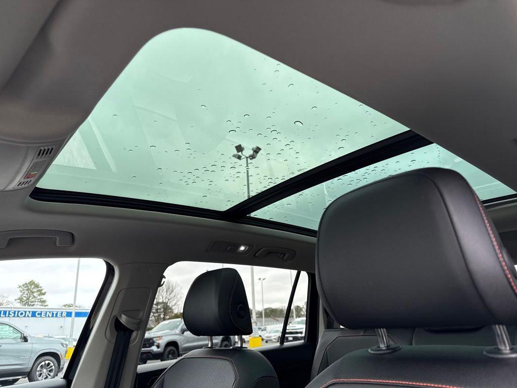 used 2024 Volkswagen Tiguan car, priced at $23,157