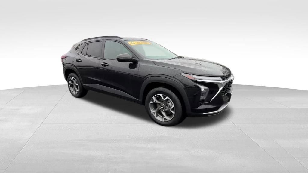 used 2024 Chevrolet Trax car, priced at $20,188
