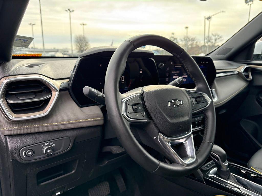 used 2025 Chevrolet TrailBlazer car, priced at $25,993