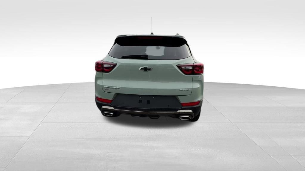 used 2025 Chevrolet TrailBlazer car, priced at $25,993