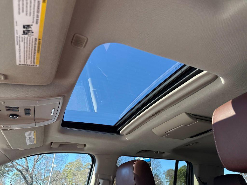 used 2017 Chevrolet Suburban car, priced at $18,800