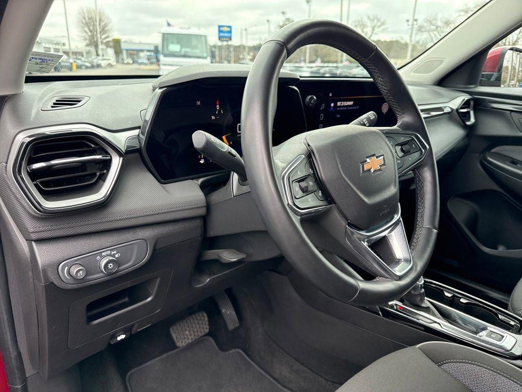 used 2024 Chevrolet TrailBlazer car, priced at $21,390