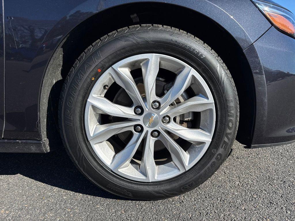 used 2023 Chevrolet Malibu car, priced at $18,533
