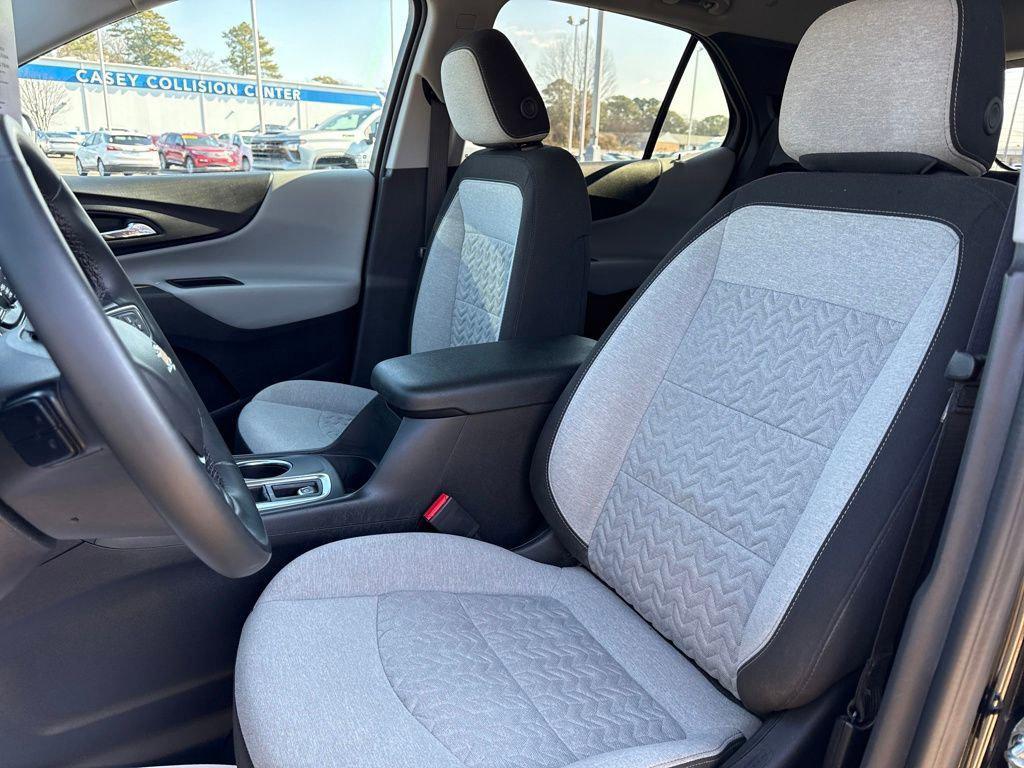 used 2024 Chevrolet Equinox car, priced at $23,309