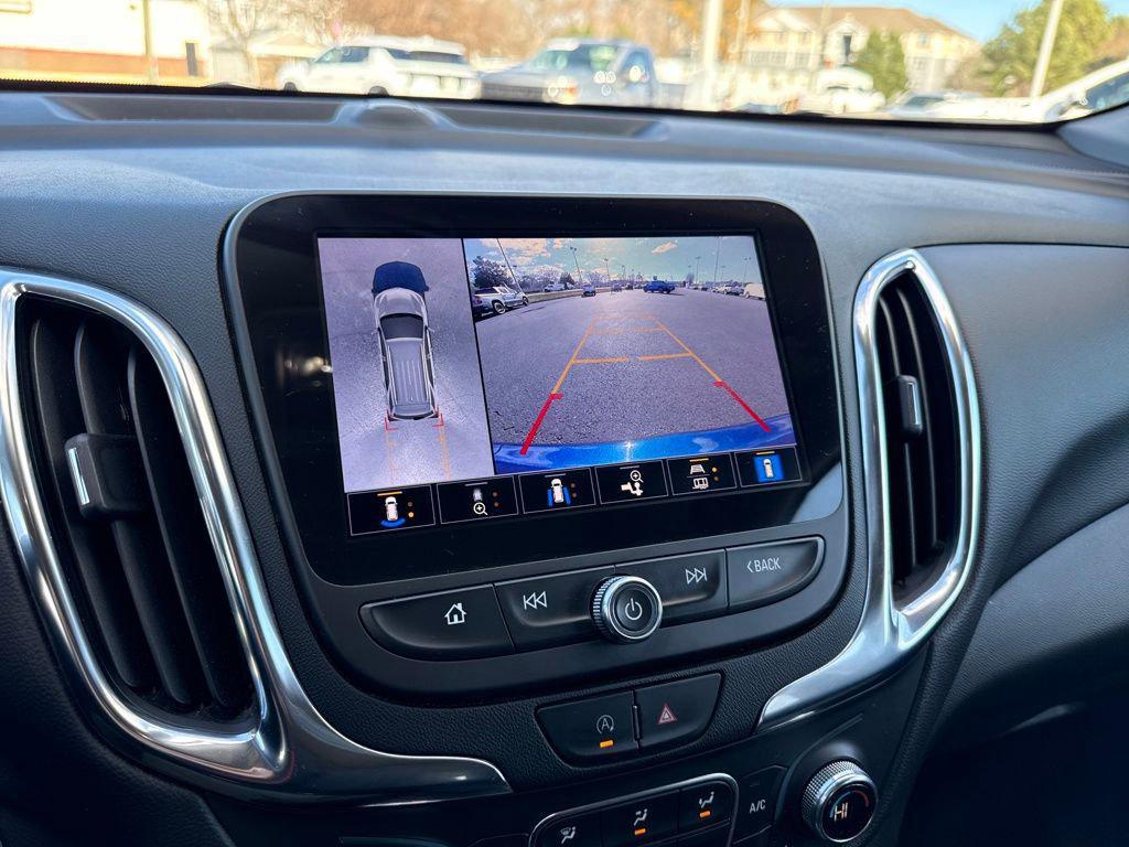 used 2022 Chevrolet Equinox car, priced at $21,959
