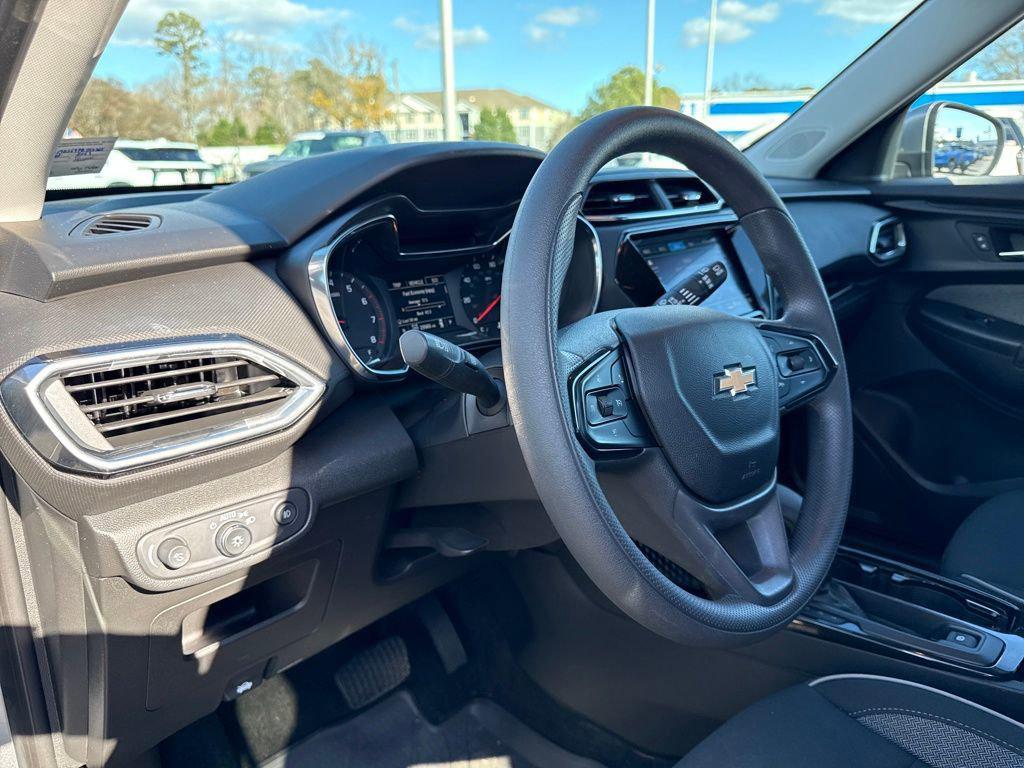 used 2023 Chevrolet TrailBlazer car, priced at $21,900