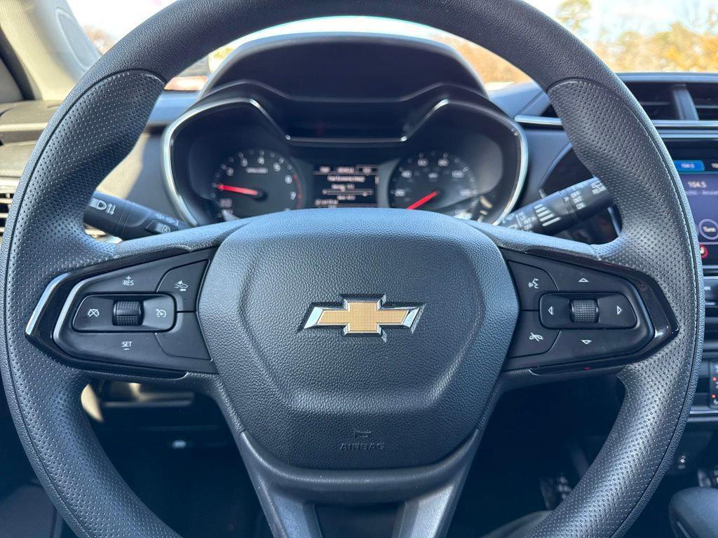 used 2023 Chevrolet TrailBlazer car, priced at $21,900