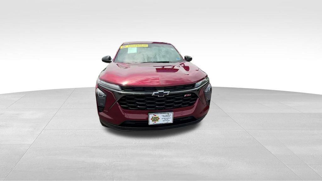 used 2024 Chevrolet Trax car, priced at $23,566