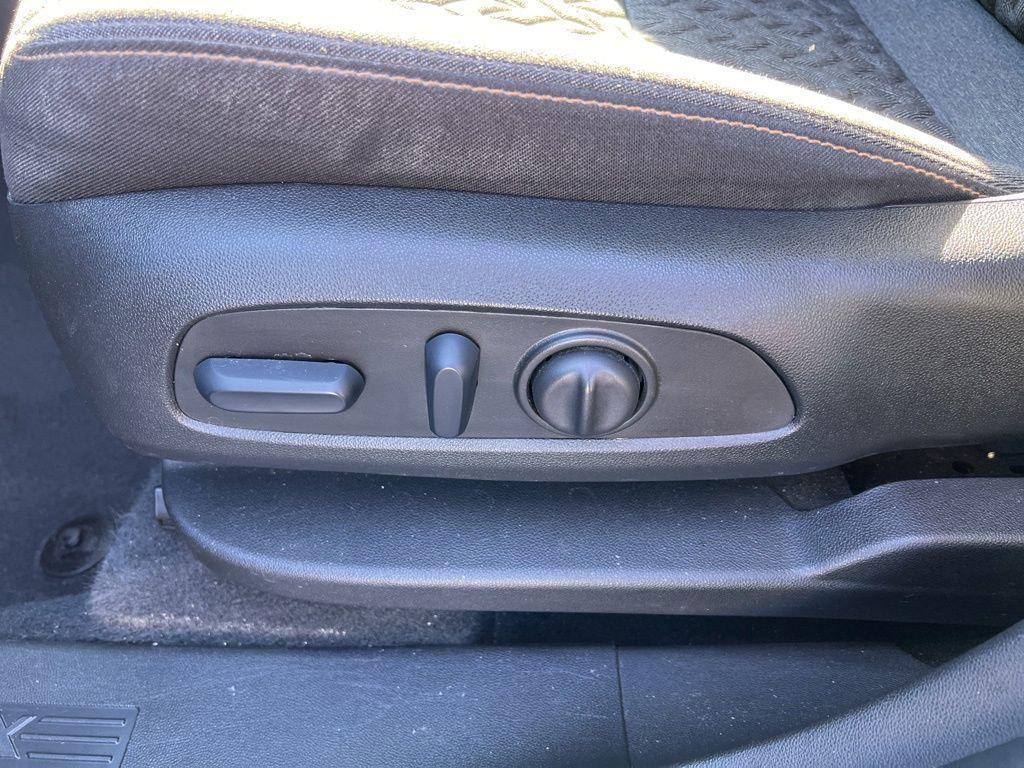 used 2023 Chevrolet Equinox car, priced at $19,907