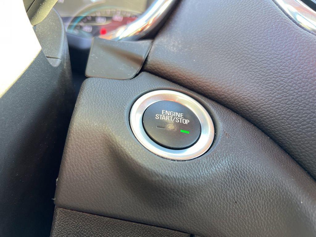 used 2023 Chevrolet Equinox car, priced at $20,995