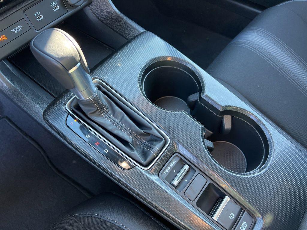 used 2025 Honda Civic Hybrid car, priced at $27,981