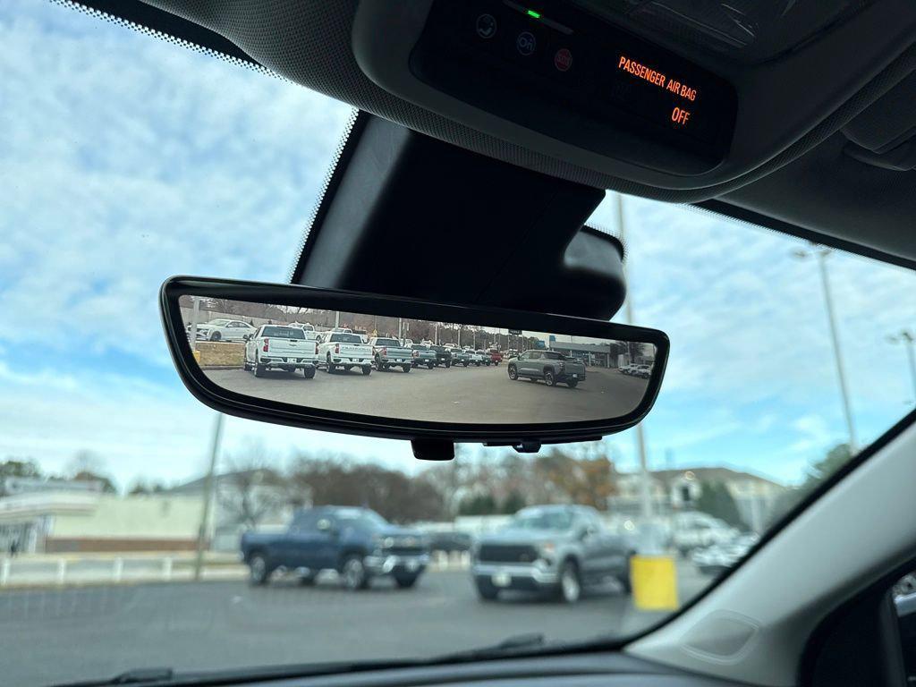 used 2022 Chevrolet Bolt EUV car, priced at $17,995