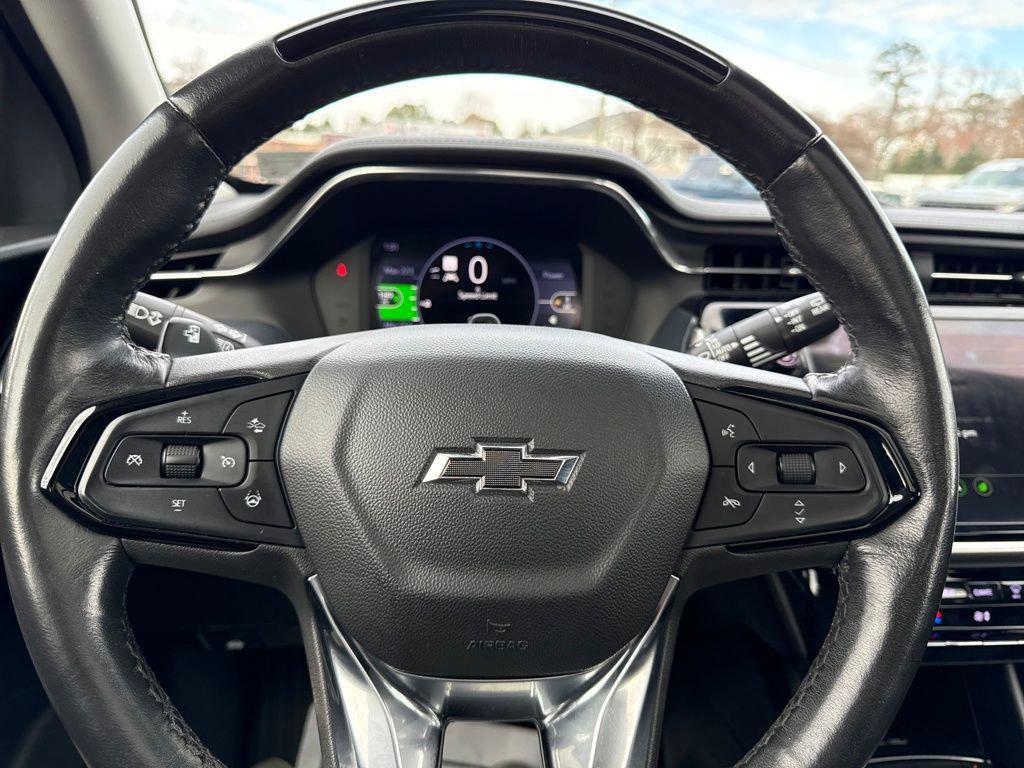 used 2022 Chevrolet Bolt EUV car, priced at $17,995