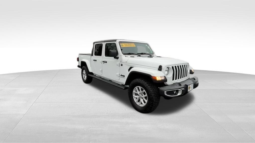 used 2023 Jeep Gladiator car, priced at $30,900