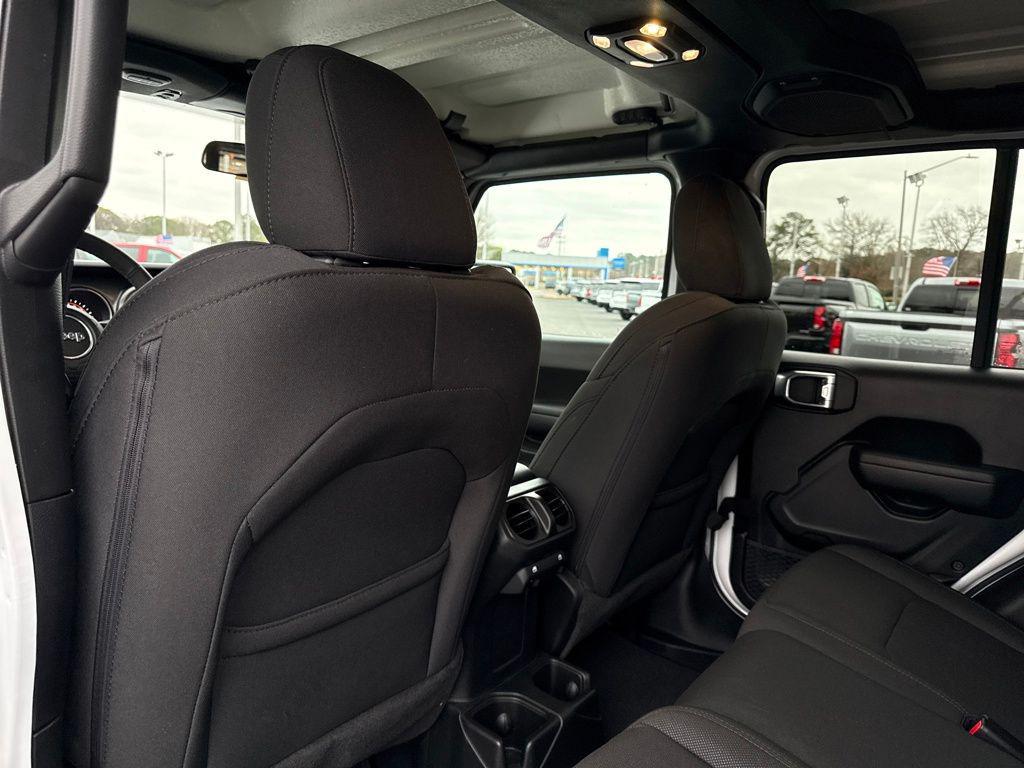 used 2023 Jeep Gladiator car, priced at $30,900