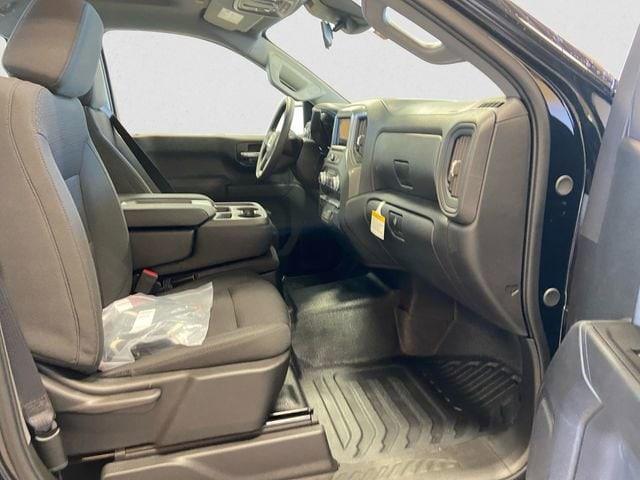 new 2026 GMC Sierra 1500 car, priced at $40,375