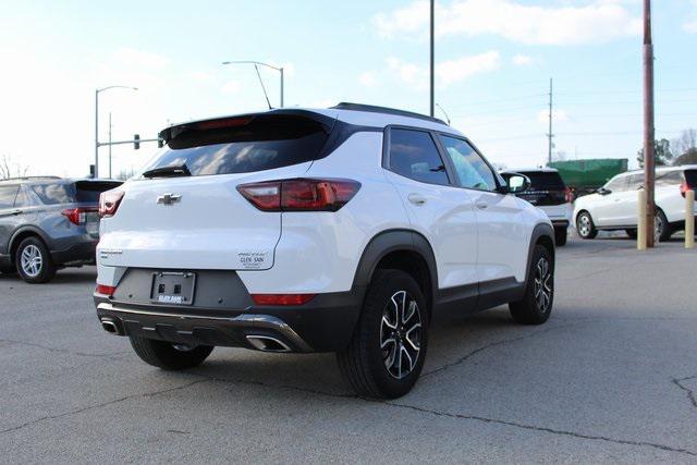 used 2024 Chevrolet TrailBlazer car, priced at $26,995