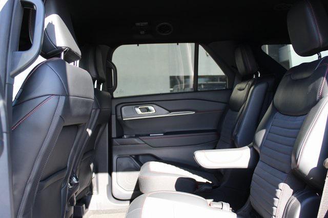 used 2025 Ford Explorer car, priced at $39,995