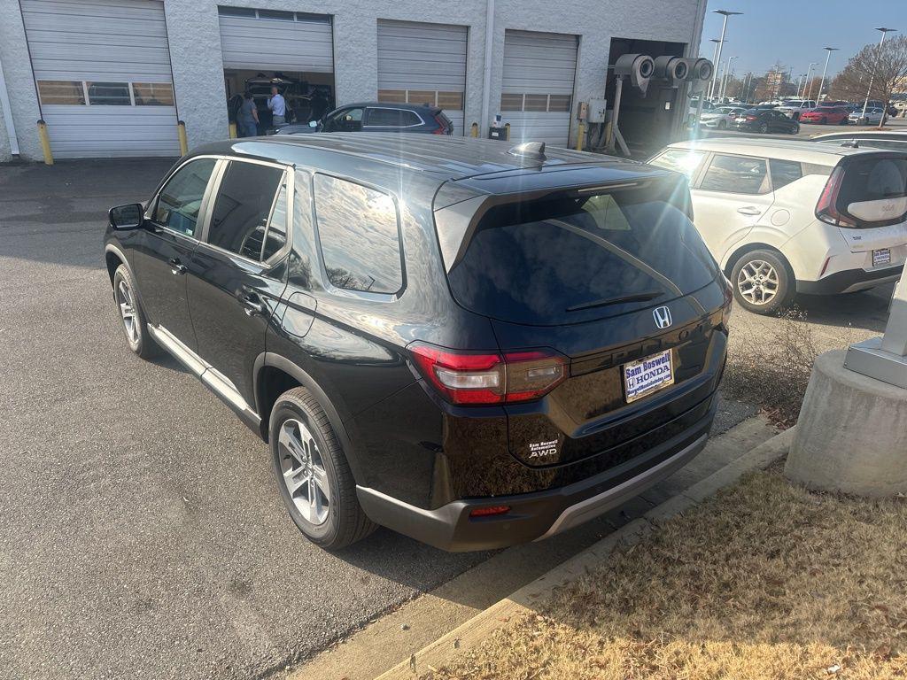 used 2025 Honda Pilot car, priced at $43,950