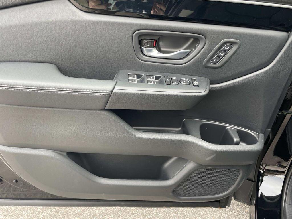 used 2025 Honda Pilot car, priced at $41,000