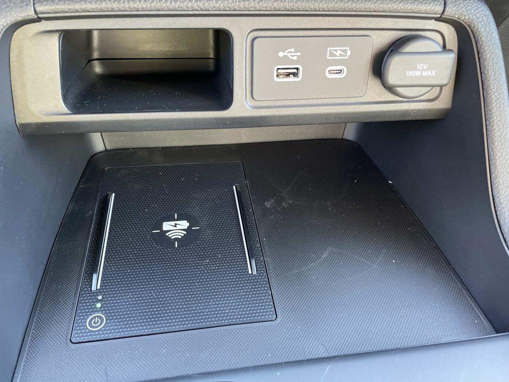 new 2025 Honda Pilot car, priced at $45,430