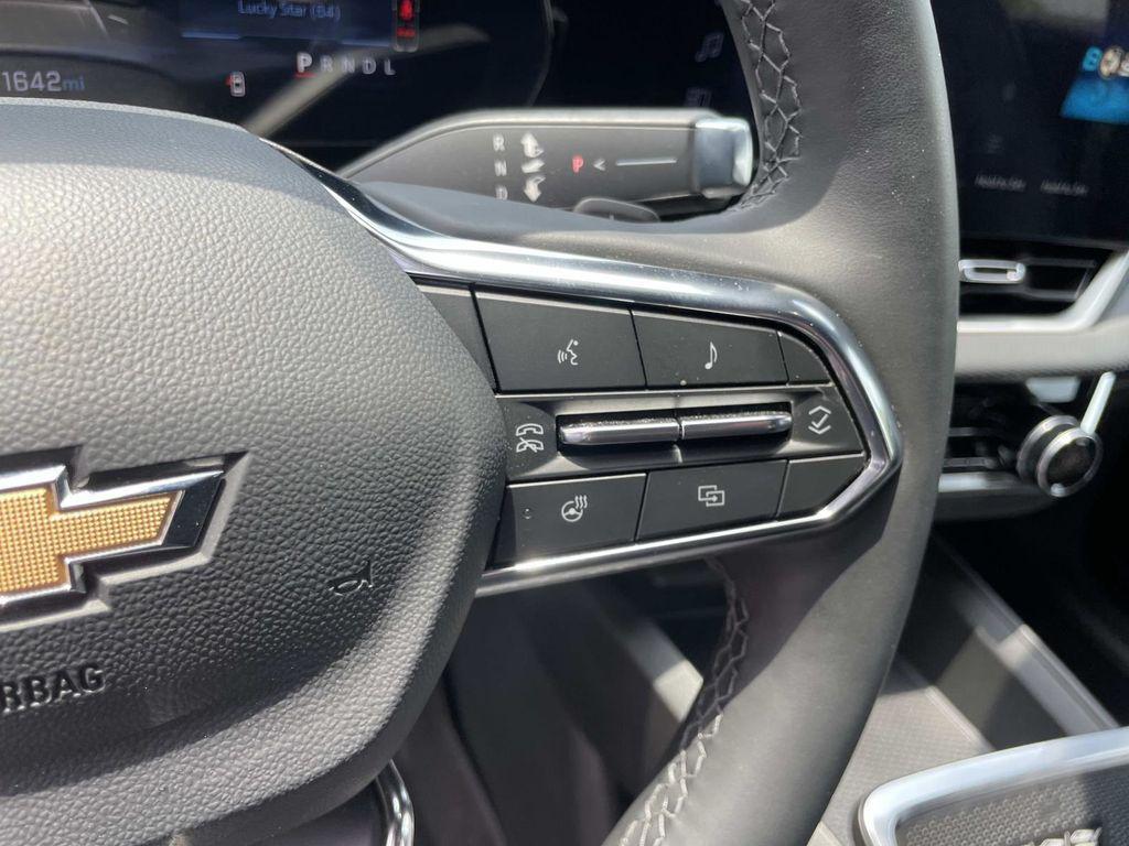 used 2026 Chevrolet Equinox car, priced at $28,560