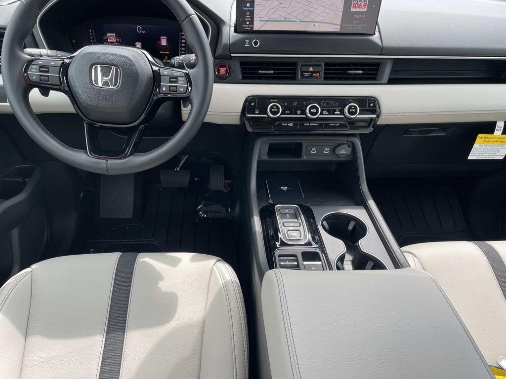 new 2026 Honda Pilot car, priced at $47,340