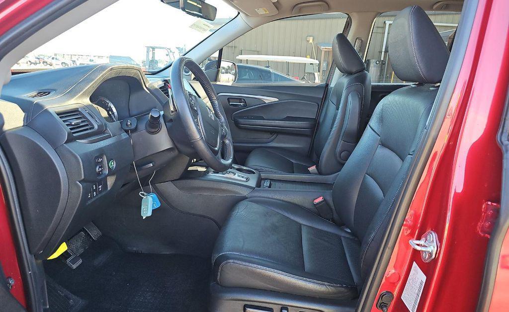 used 2023 Honda Ridgeline car, priced at $32,000