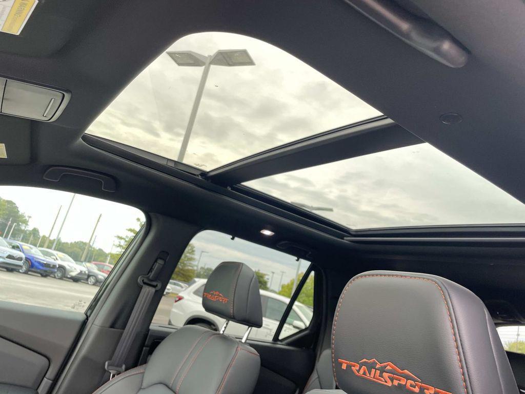 new 2025 Honda Pilot car, priced at $50,145