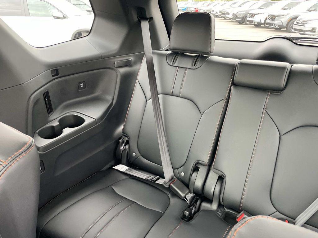 new 2025 Honda Pilot car, priced at $50,145