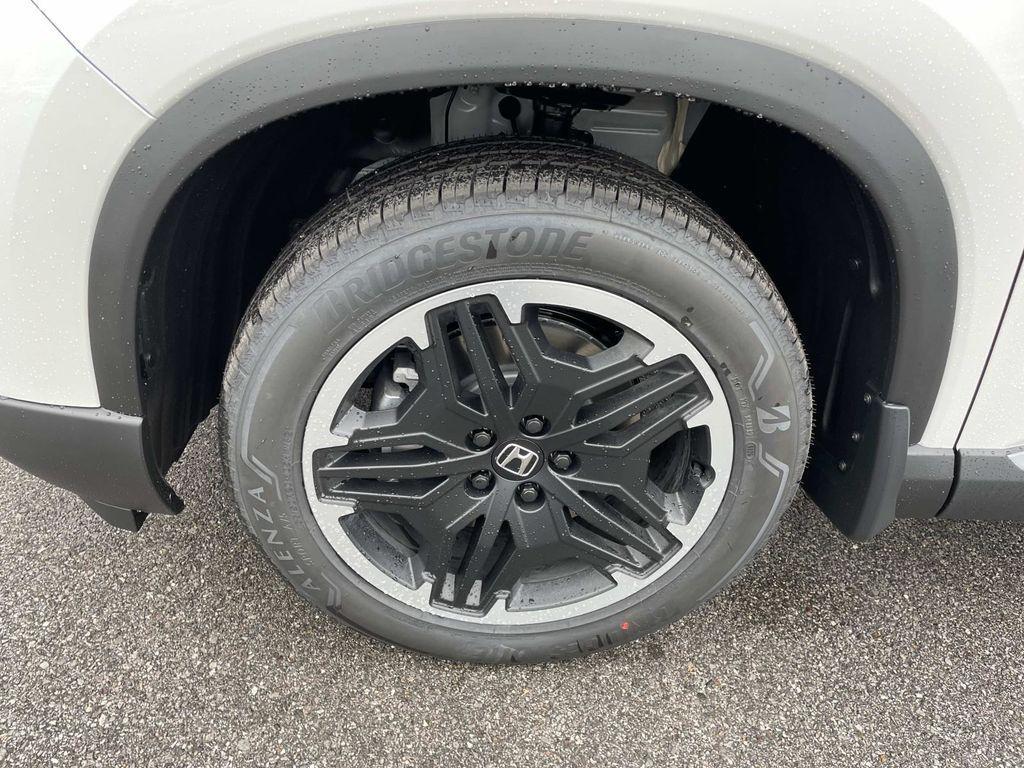 new 2026 Honda Pilot car, priced at $53,495